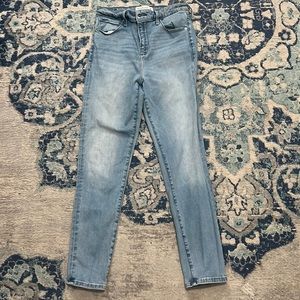 Abercrombie and fitch skinny jeans
